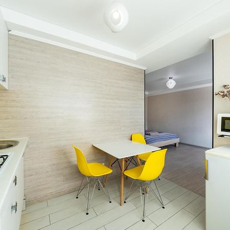 Home Apartments Kyiv Exterior foto
